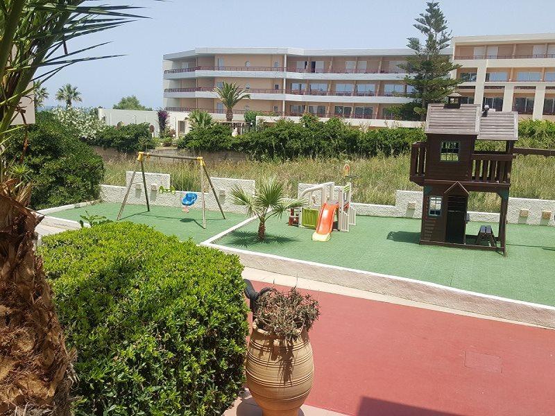 Jo An Beach Hotel 아델리아노스 캄포스 외부 사진