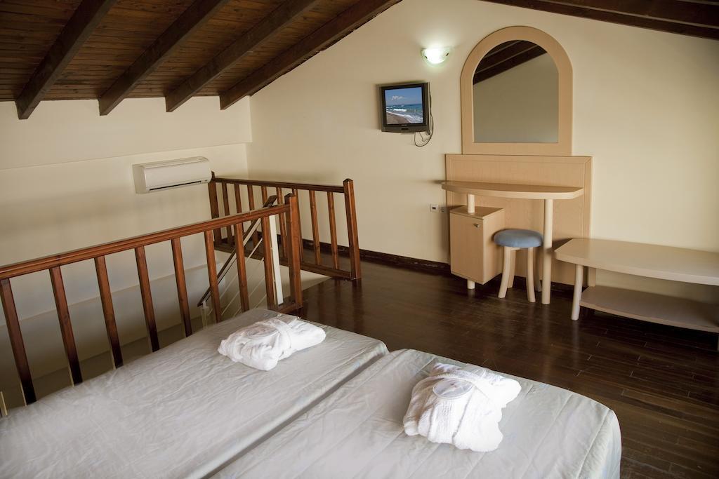 Jo An Beach Hotel 아델리아노스 캄포스 외부 사진