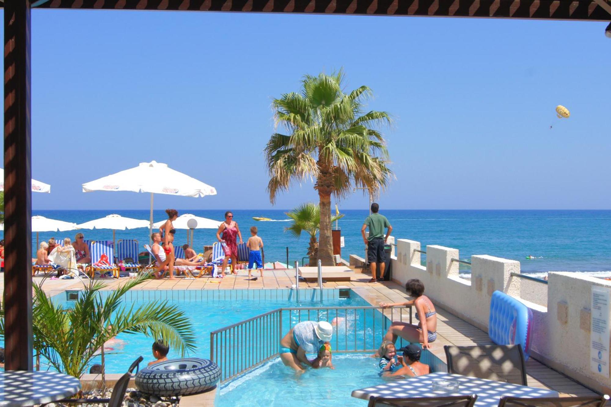 Jo An Beach Hotel 아델리아노스 캄포스 외부 사진